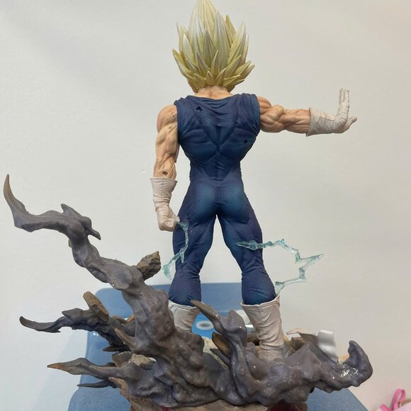 Majin Vegeta Collectible Figure – Dragon Ball Z Resin Statue - Picture 3 of 3